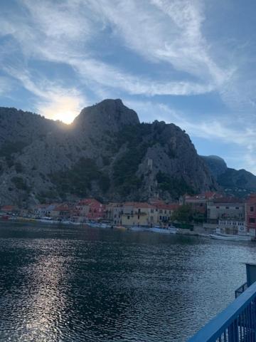 Sea View Panorama Apartment L Omiš Extérieur photo